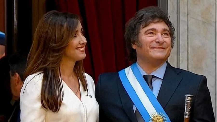 Αργεντινή: Ανέλαβε ο Μιλέι και... υπόσχεται «επώδυνο δημοσιονομικό σοκ»