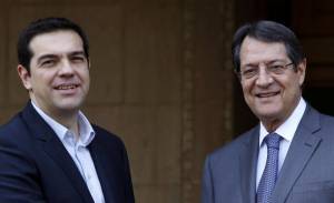 Συνάντηση Τσίπρα-Αναστασιάδη: Ανάγκη συντονισμού Ελλάδας και Κύπρου