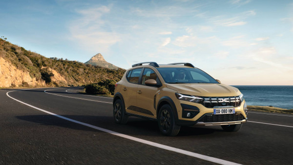 Το Dacia Sandero είναι, πλέον, διαθέσιμο στην ασυναγώνιστη τιμή των 15.900€