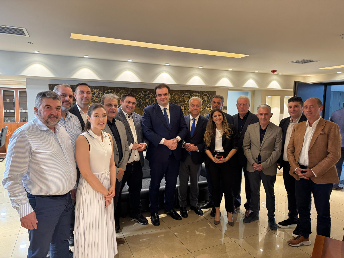 Συνάντηση Πιερρακάκη-Βουσινά: Στο επίκεντρο η διατήρηση της αναπτυξιακής τροχιάς