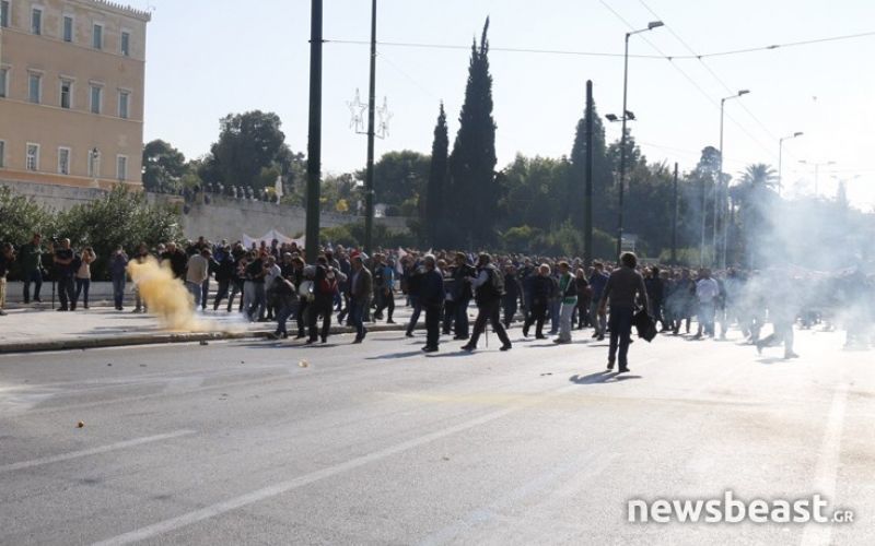 Ολοκληρώθηκε το συλλαλητήριο των αγροτών στο Σύνταγμα
