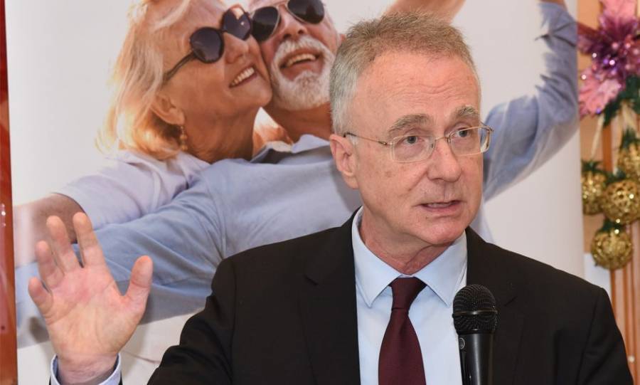 Σκουτέλης: Ανεξήγητος ο δισταγμός των πολιτών να εμβολιαστούν