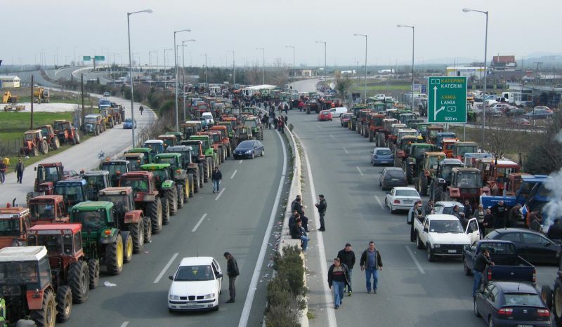 Σκληρό μπρα ντε φερ κυβέρνησης - αγροτών