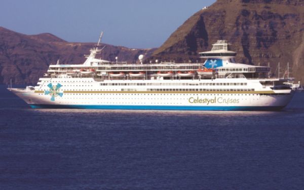 Ελληνικό καλοκαιρινό φεστιβάλ με τη Celestyal Cruises