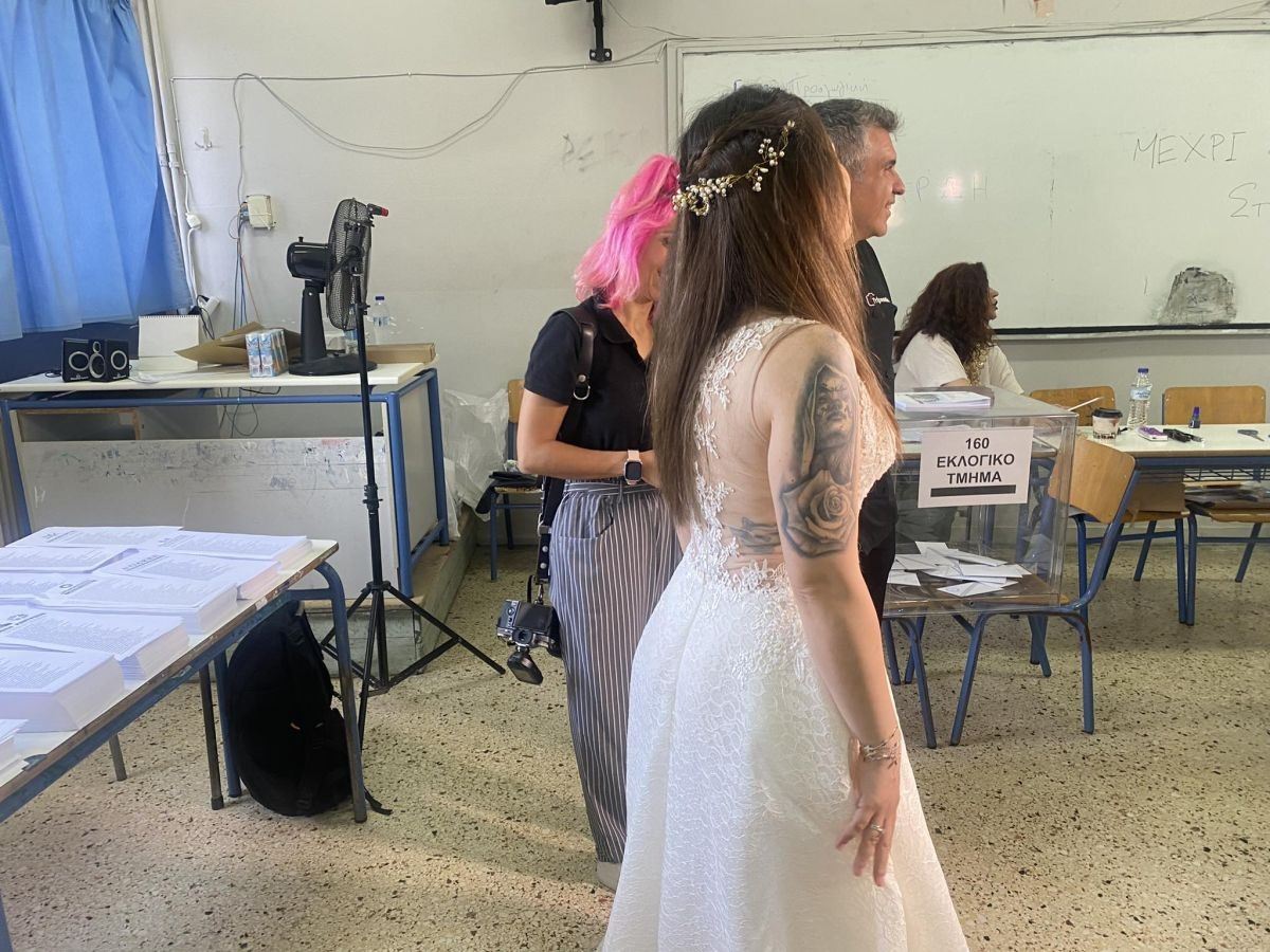 Θεσσαλονίκη: Η νύφη το έσκασε και πήγε...στις κάλπες