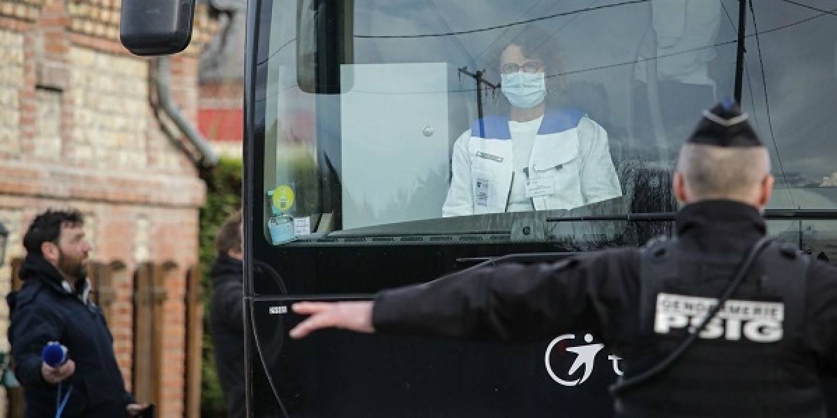 Γαλλία: Στους δρόμους 100.000 αστυνομικοί για την επιτήρηση της καραντίνας