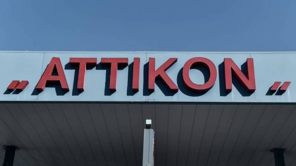 Γεννήθηκε (πρώτη φορά) μωρό με κορονοϊό στο Αττικό