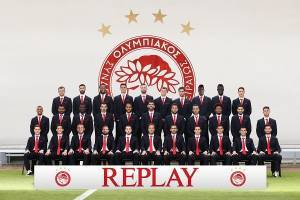 Η υπογραφή Replay ξανά στην επίσημη ενδυμασία του Ολυμπιακού