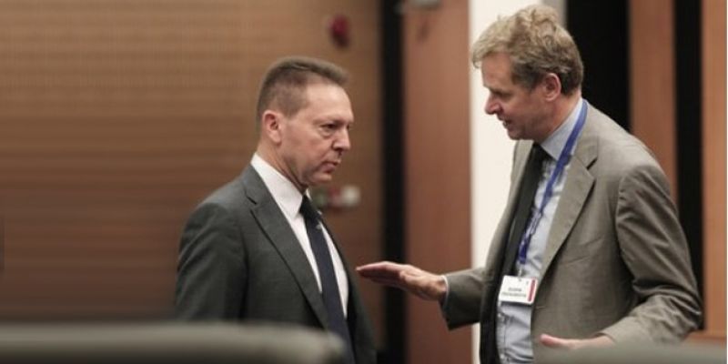 Στουρνάρας σε Τόμσεν:Αν θέλει το ΔΝΤ να φύγει, ας φύγει