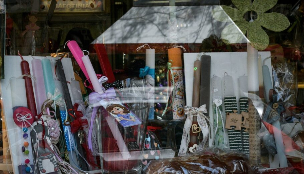 Το εορταστικό ωράριο για καταστήματα και σούπερ μάρκετ