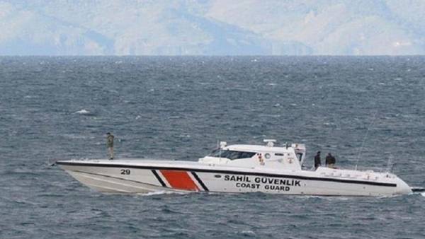 Η τουρκική ακτοφυλακή απαγορεύει σε μετανάστες να διασχίσουν το Αιγαίο