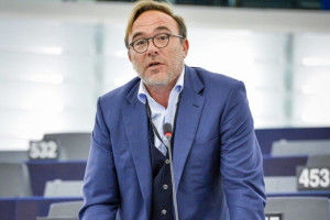 Κόκκαλης : €3,6 δις για τη στήριξη των πιο ευάλωτων νοικοκυριών στην Ελλάδα