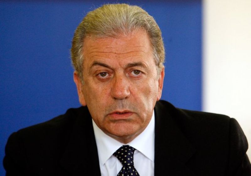 Αβραμόπουλος: Το προσφυγικό θα αντιμετωπιστεί συνολικά ως ευρωπαϊκό ζήτημα