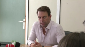 Κασσελάκης σε Κουρέτα: Θα είμαστε δίπλα σου σε κάθε βήμα