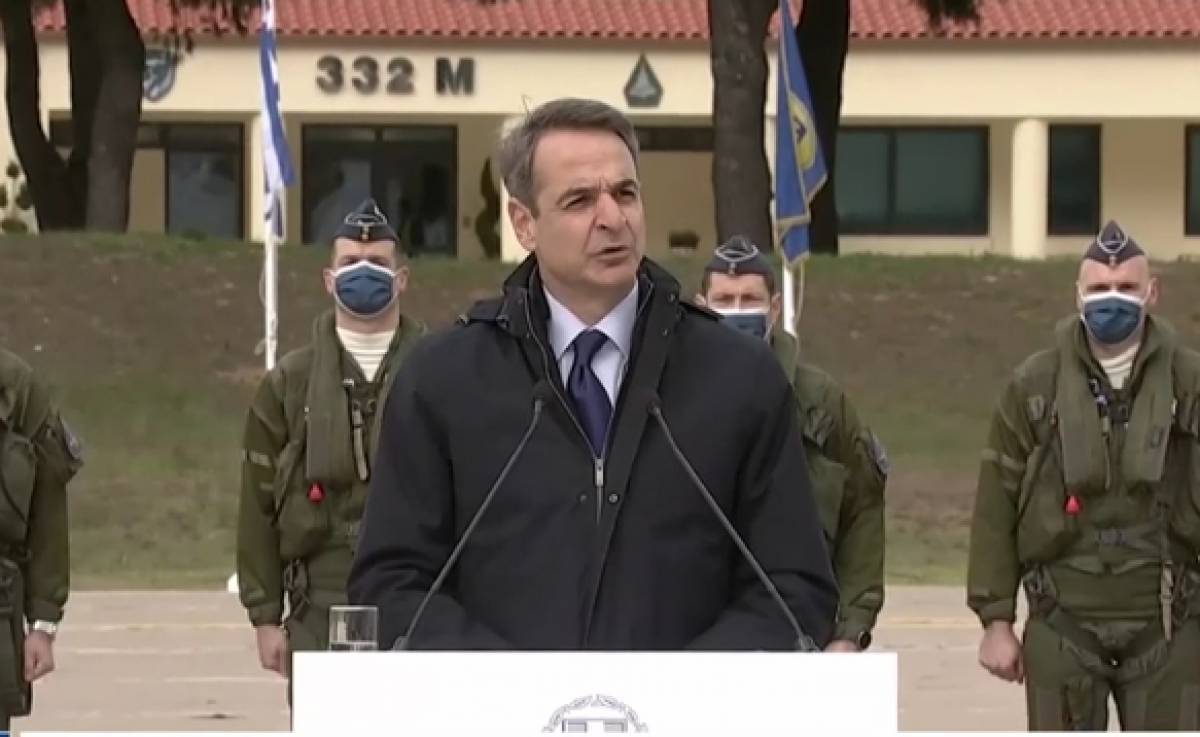 Μητσοτάκης: Απαλλαγή φόρου για πτητικά και καταδυτικά επιδόματα ένστολων