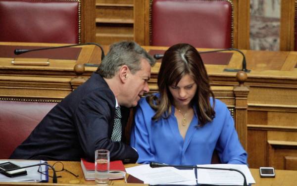 Μετά το ακίνητο τρένο εγκαινιάζουν και… ιντερνετικές πλατφόρμες