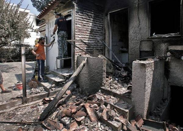 Έφτασαν τις 2.133 οι αιτήσεις πυρόπληκτων για το επίδομα