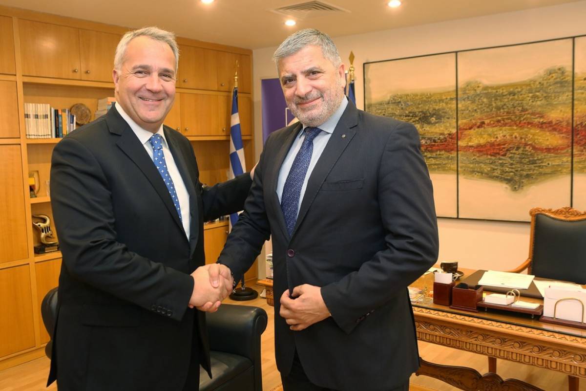 Τρίμηνη παράταση συμβάσεων ΙΔΟΧ εργαζομένων που προσελήφθησαν για την πανδημία