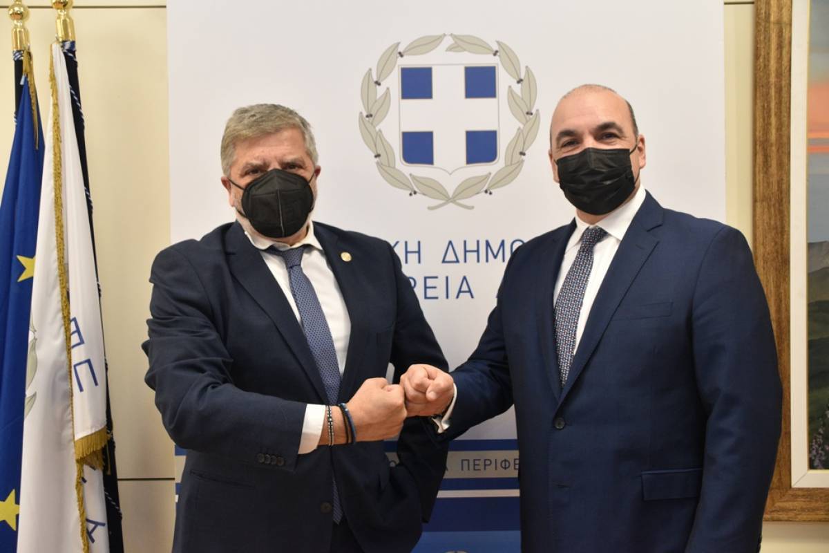 Συνάντηση Πατούλη με το νέο Πρόεδρο της ΚΕΕΕ Γ.Μασούτη