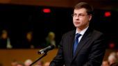 Ντομπρόβσκις προς ΗΠΑ: Σεβαστείτε τους διεθνείς χρηματοπιστωτικούς κανόνες