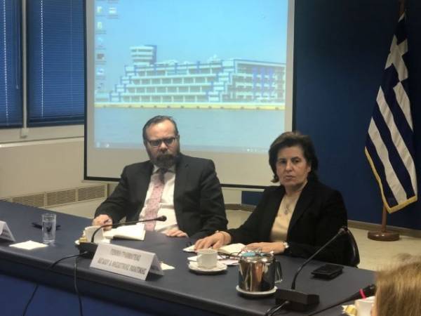 Σύσκεψη στο ΥΝΑΝΠ για τον κορονοϊό