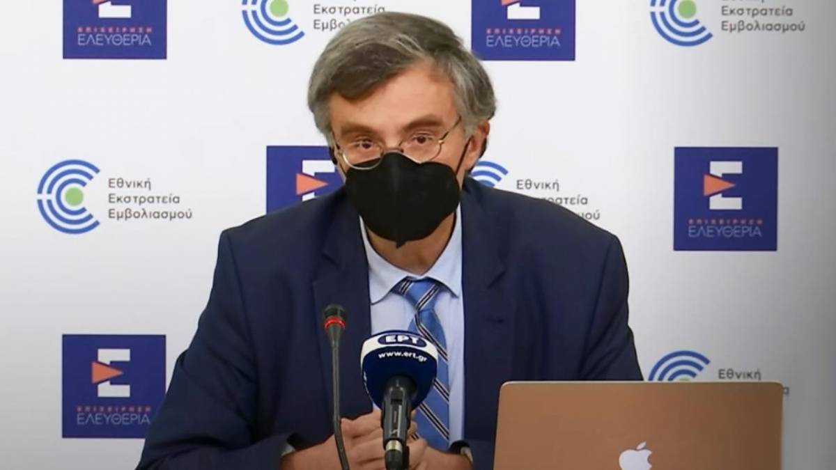Τσιόδρας: Θλιβερή η εργαλειοποίηση της επιστήμης για πολιτική αντιπαράθεση
