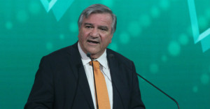 Καστανίδης: Το ΠΑΣΟΚ να ξανασυστηθεί με καθαρή ιδεολογική ταυτότητα – Τι ανέφερε για Τσίπρα