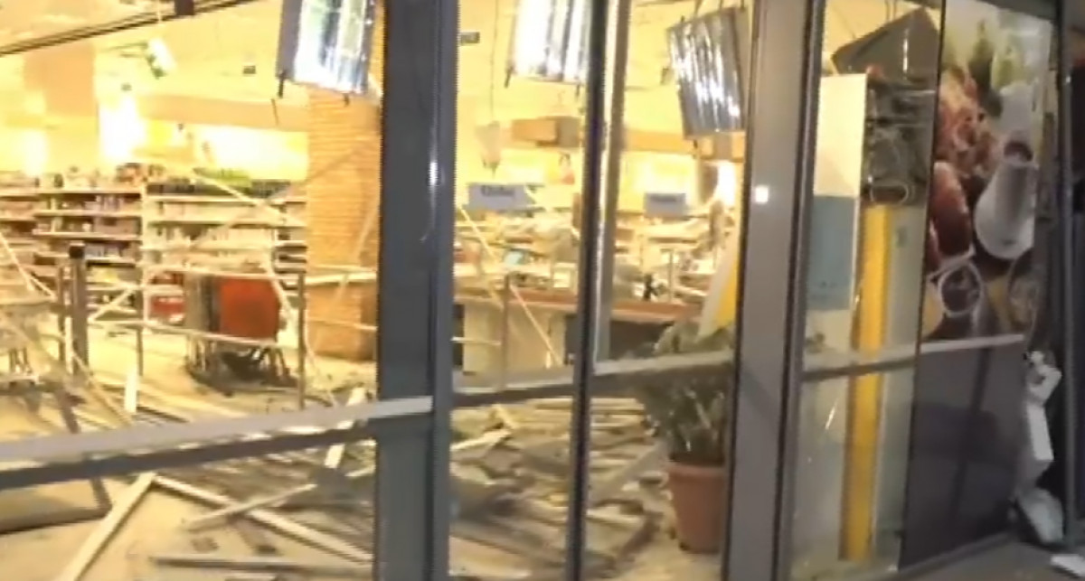 Ανατίναξαν ΑΤΜ σε σούπερ μάρκετ στην Αργυρούπολη