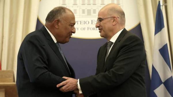 Επικοινωνία Δένδια-Αιγύπτιου ΥΠΕΞ για την αποστολή τουρκικού στρατού στη Λιβύη