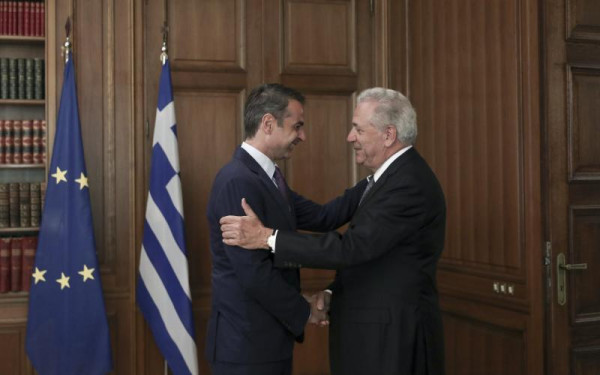 Αβραμόπουλος σε Μητσοτάκη: Κάτι ξέχασες...