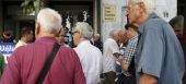 Την Παρασκευή το επίδομα αλληλεγγύης και τα αντισταθμιστικά του ΕΚΑΣ