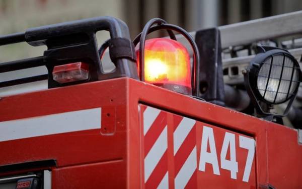 Μάχη με τις φλόγες στα Διαβατά Θεσσαλονίκης