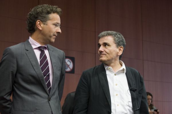 Η αδικία που... εντόπισε ο Ντάισελμπλουμ με τις φωτογραφίες των ΥΠΟΙΚ