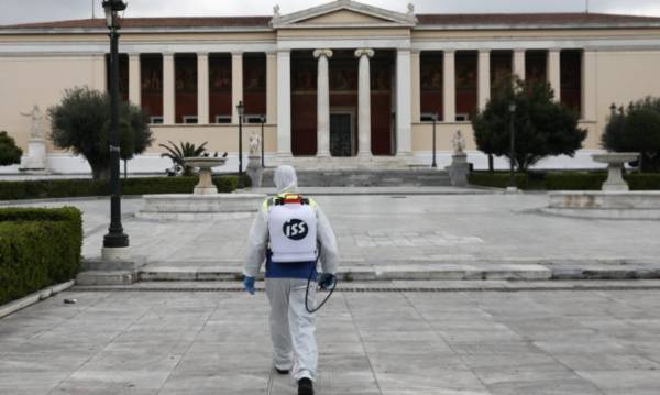 Covid-19: Μειώθηκε στο 0,2 ο δείκτης R στην Ελλάδα
