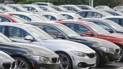 Γερμανία: Η μεγαλύτερη «βουτιά» της δεκαετίας στις πωλήσεις αυτοκινήτων