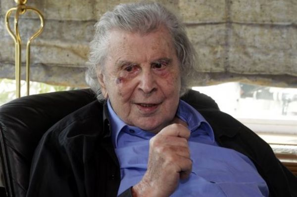 Μίκης Θεοδωράκης: Ιεροσυλία αυτό που κάνει ο ΣΥΡΙΖΑ