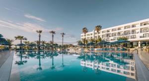Το Mitsis Hotels συνεργάζεται με τη Ρεάλ Μαδρίτης στη Ρόδο