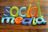 Tα social media μπορούν να επιδράσουν αρνητικά στην υγεία