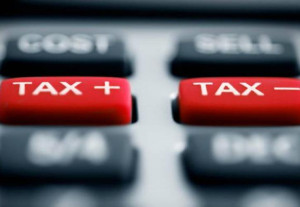 Μετά τους ελεύθερους επαγγελματίες «ζυγίζονται» φοροαπαλλαγές και εκπτώσεις φόρου