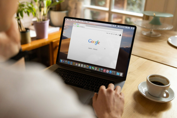 Google: Προσφυγή κατά της ΕΕ για το άνοιγμα των υπηρεσιών της σε ανταγωνιστές