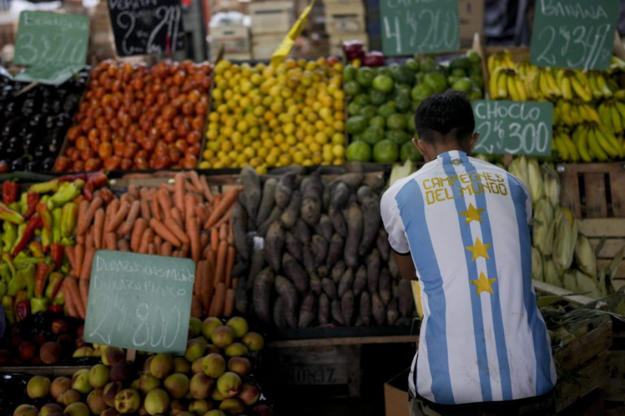 Αργεντινή: «Tρομάζουν» οι προβλέψεις των αναλυτών για τον πληθωρισμό