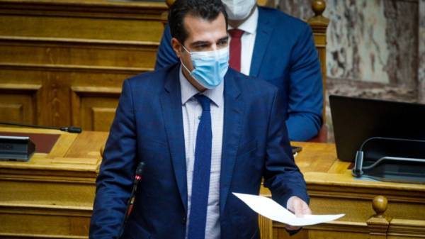 Πλεύρης: Έξαρση νοσηλειών σε περιοχές με υψηλά ποσοστά ανεμβολίαστων