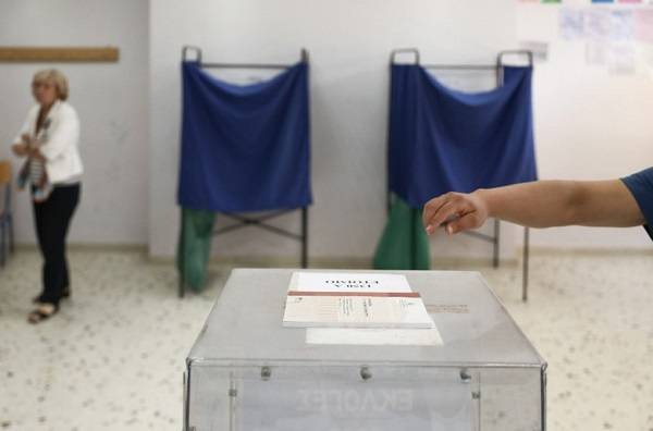 Alco: Κλείνει η «ψαλίδα» μεταξύ ΝΔ και ΣΥΡΙΖΑ