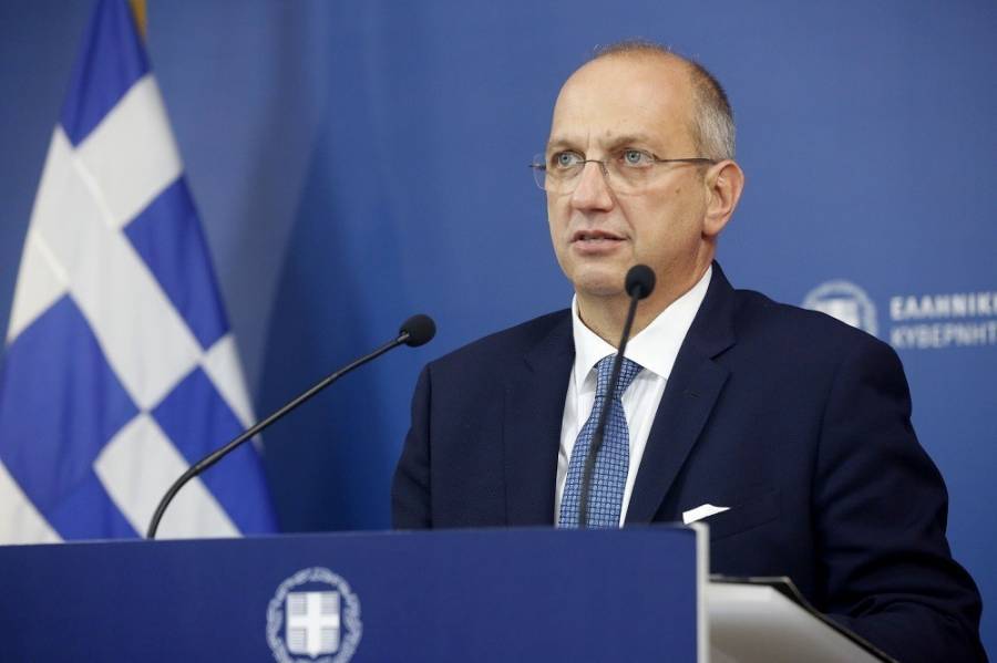 Οικονόμου: Θέλουμε τα σχολεία ανοιχτά και τα παιδιά στις αίθουσες
