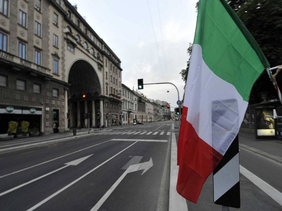 Στην «καρδιά» του Αυγούστου, η Ιταλία βγαίνει στις αγορές