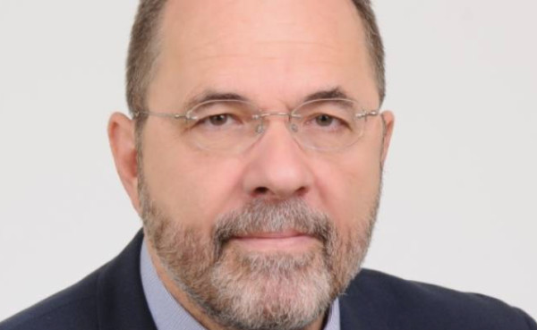 Σκανδάμης: Ζητά αυτοσυγκράτηση και αξιοπρέπεια από τα στελέχη του ΠΑΣΟΚ