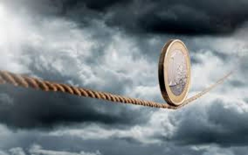 Capital Economics:Η πτώση του ΑΕΠ «απειλεί» τις διαπραγματεύσεις