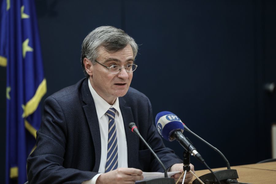 Τσιόδρας: Συνολικά 1.584 κρούσματα- 91 διασωληνωμένοι, 53 νεκροί