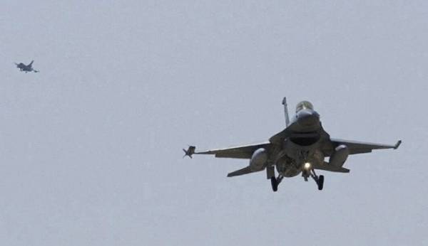 Πάνω από 20 τουρκικές παραβιάσεις στο Αιγαίο