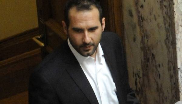 Ένταση σε εκδήλωση με ομιλητή τον Τζανακόπουλο στην Κρήτη